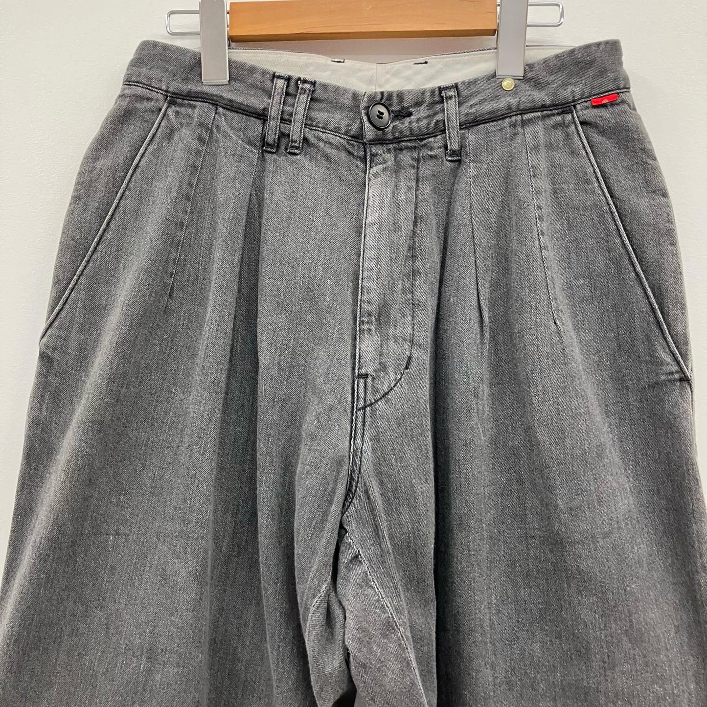 Anachronorm | アナクロノーム ワイドブラックデニム デニムパンツ ブラック サイズ：30【イオン広店】