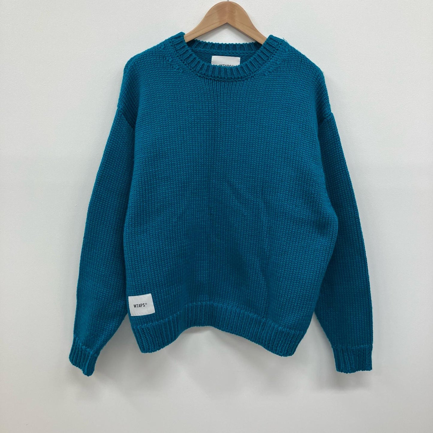 W)TAPS | ダブルタップス INGREDIENT / SWEATER / POLY ニット 242MADT-KNM05 ブルー サイズ：2【イオン広店】