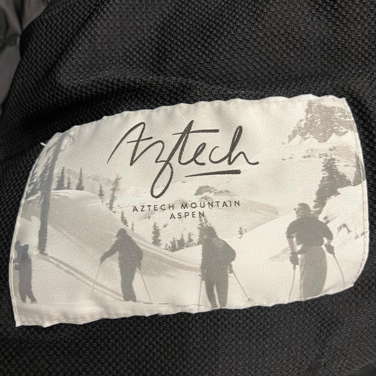 AZTECH MOUNTAIN ダウンジャケット 1902265 ネイビー サイズ：M【イオン広店】