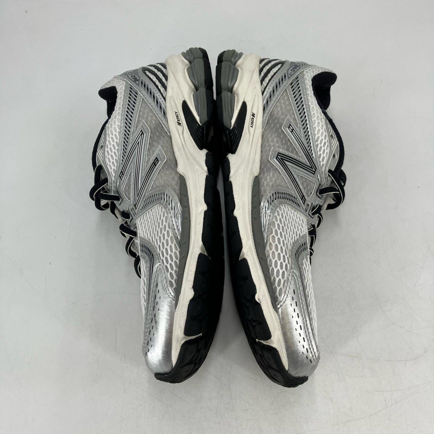 NEW BALANCE | ニューバランス New Balance 860V2 スニーカー ML860GB2 シルバー 26cm【イオン広店】