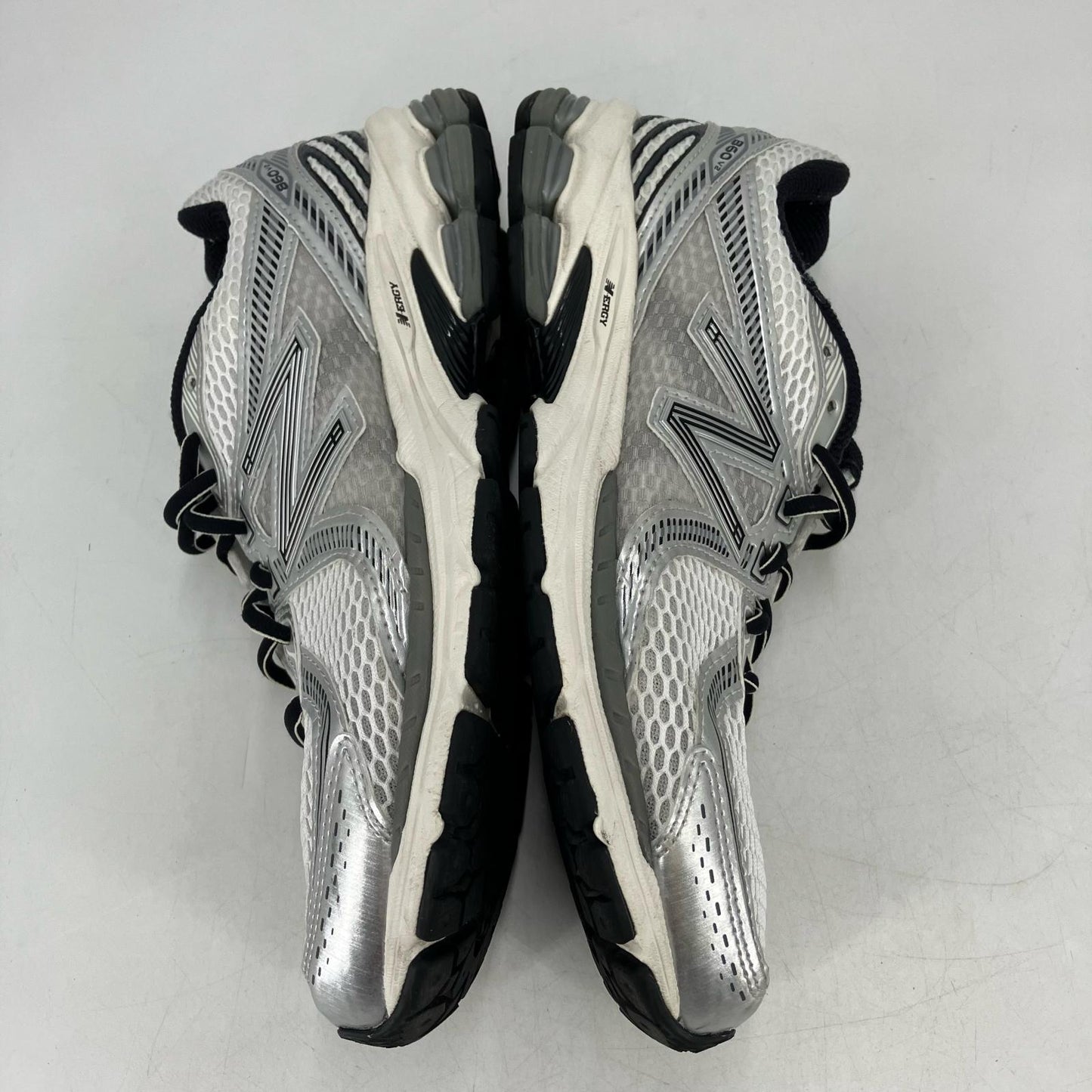 NEW BALANCE | ニューバランス New Balance 860V2 スニーカー ML860GB2 シルバー 26cm【イオン広店】