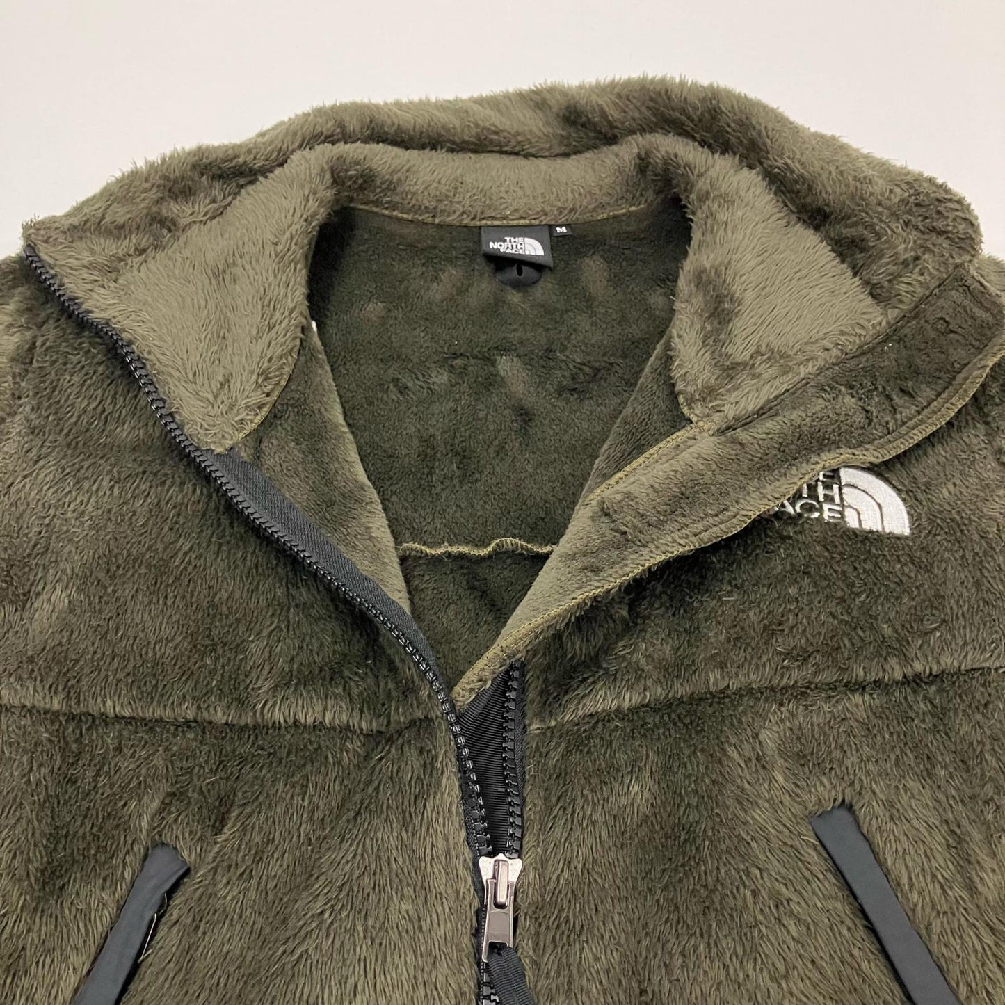 THE NORTH FACE | ザ・ノースフェイス ANTARCTICA VERSA LOFT JACKET その他トップス NA61930 カーキ サイズ：M【イオン広店】
