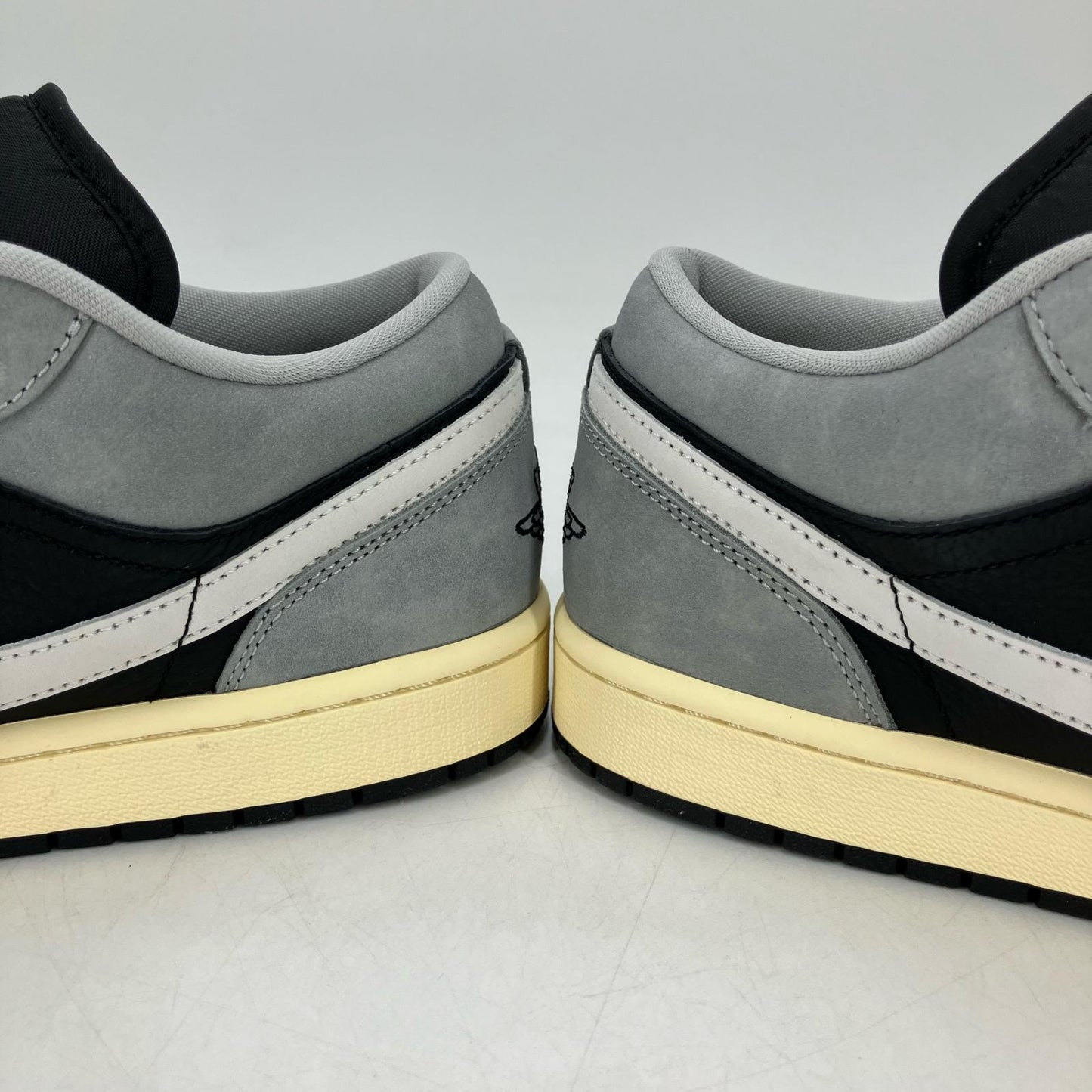 NIKE AIR JORDAN | ナイキ　エアー　ジョーダン Nike Air Jordan 1 Low SE スニーカー HQ2010-012 グレー 29.5cm【イオン広店】