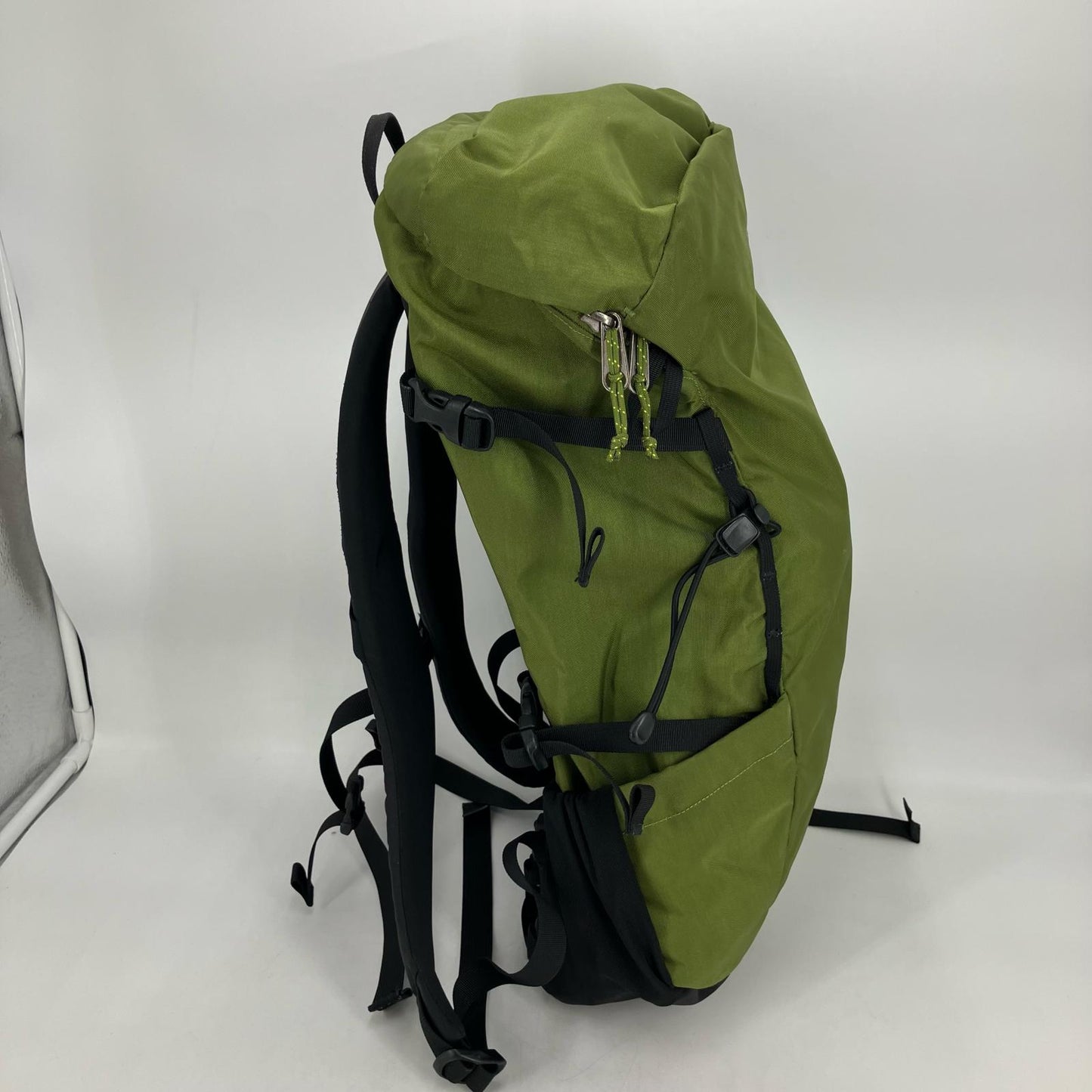 ARC'TERYX | アークテリクス BRIZE25 リュック・デイパック 18794-110472-09 グリーン【イオン広店】
