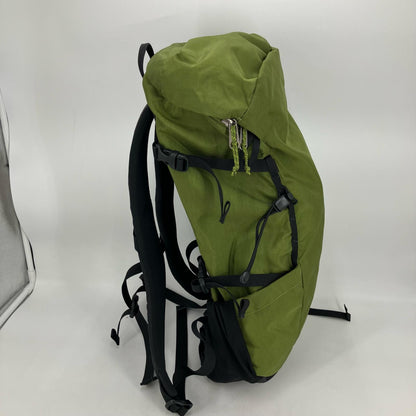 ARC'TERYX | アークテリクス BRIZE25 リュック・デイパック 18794-110472-09 グリーン【イオン広店】