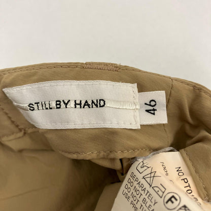 STILL BY HAND | スティルバイハンド ドライタッチポリエステルパンツ パンツ PT0162 ベージュ サイズ：46【イオン広店】