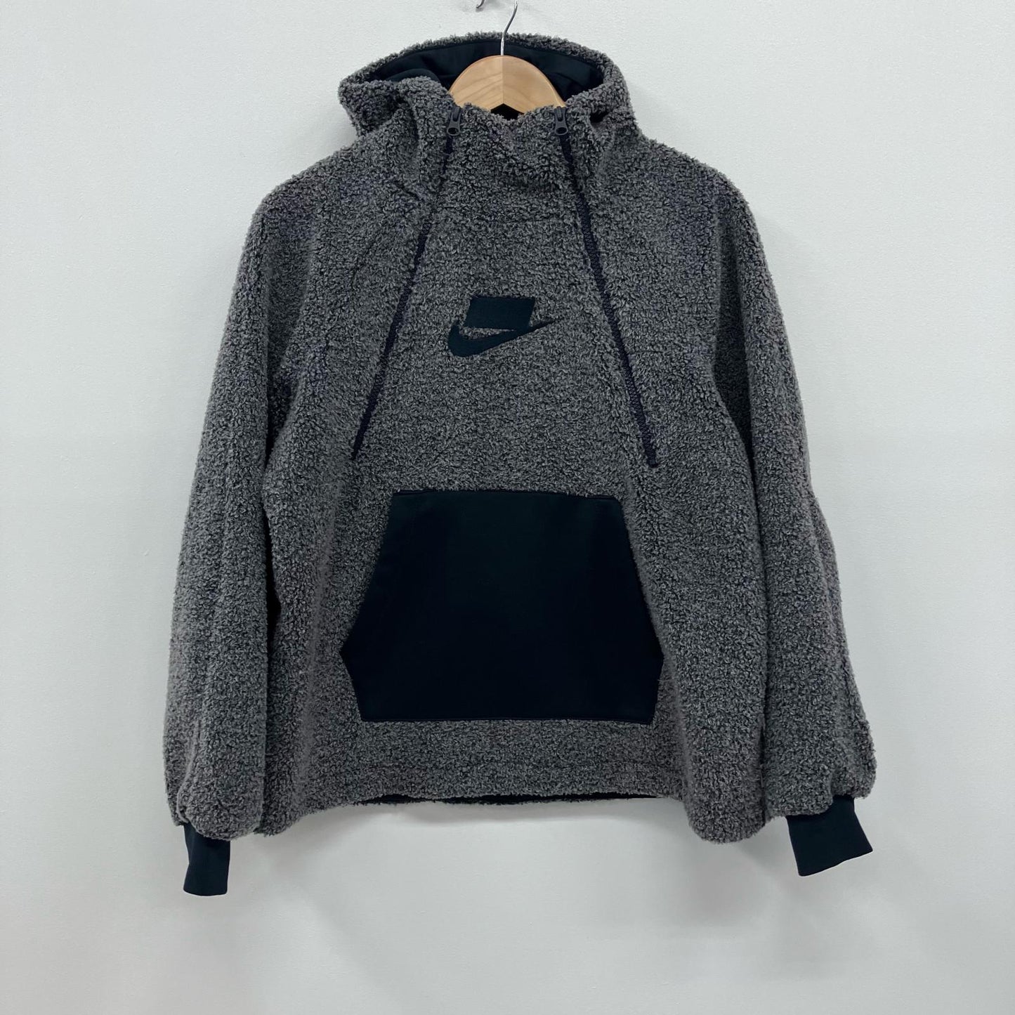 NIKE | ナイキ パーカー グレー サイズ：M【イオン広店】