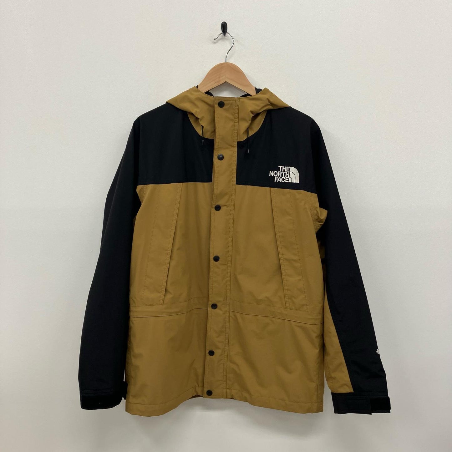 THE NORTH FACE | ザ・ノースフェイス MOUNTAIN LIGHT JACKET マウンテンパーカー NP11834 ベージュ サイズ：L【イオン広店】