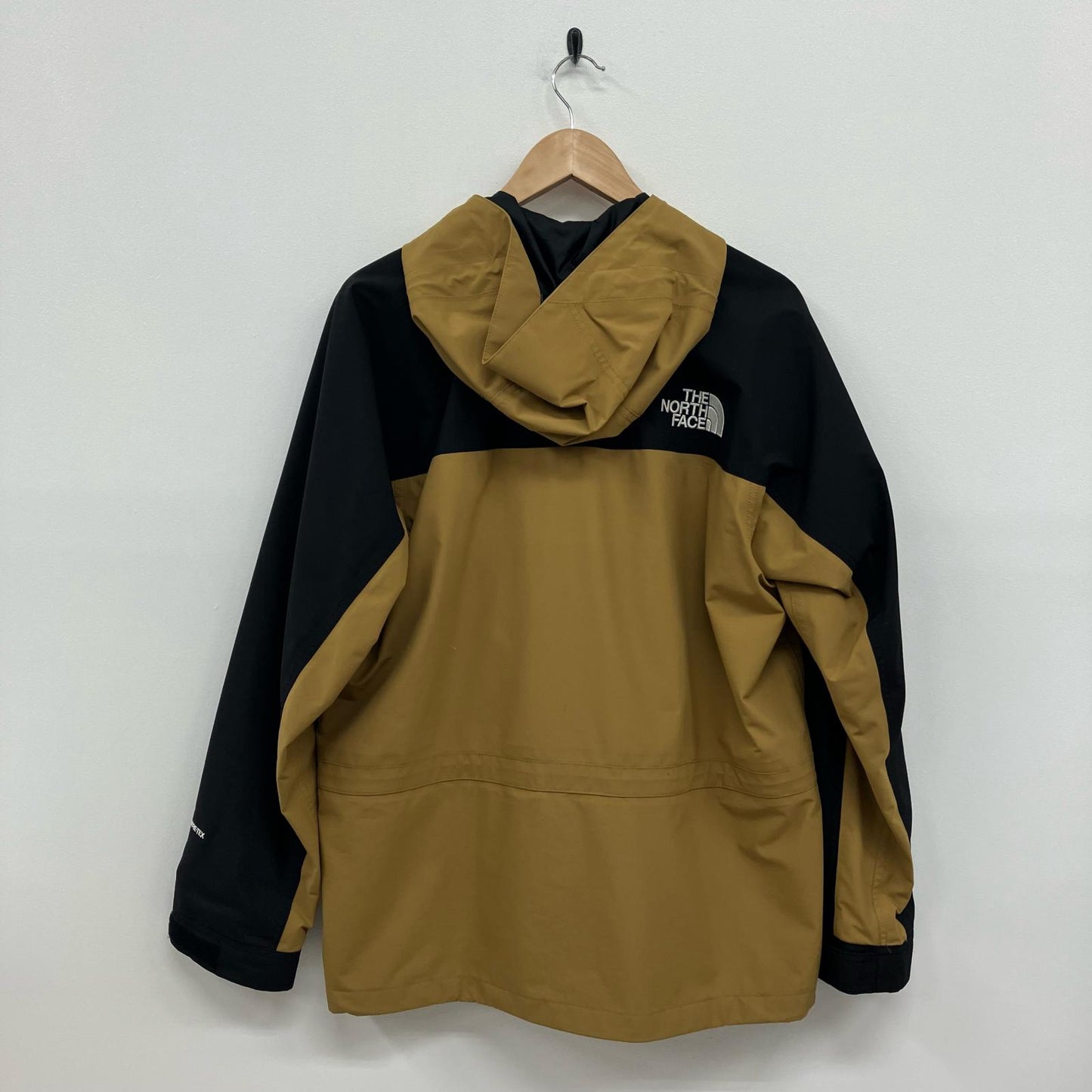 THE NORTH FACE | ザ・ノースフェイス MOUNTAIN LIGHT JACKET マウンテンパーカー NP11834 ベージュ サイズ：L【イオン広店】