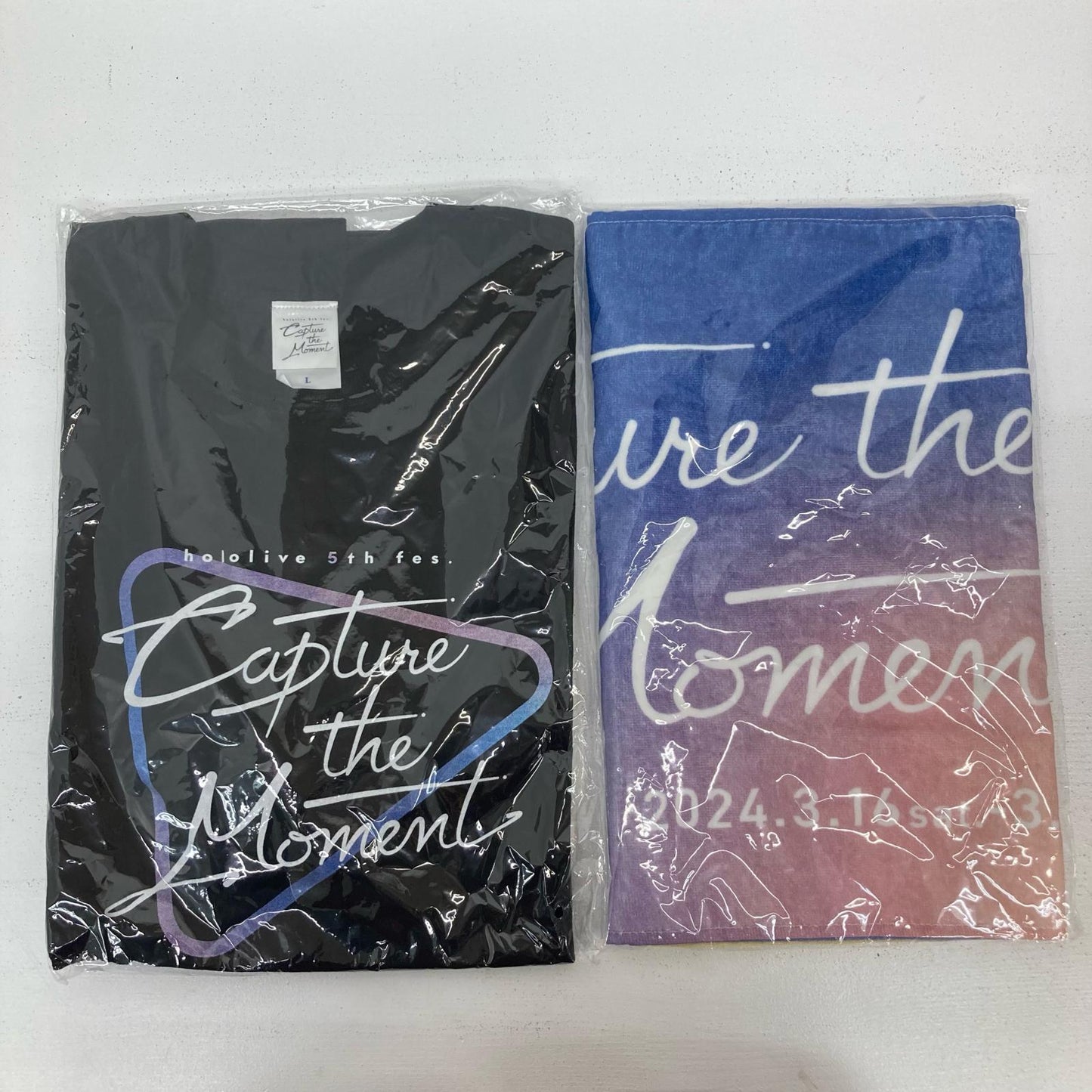 その他ホビー ホロライブ Capture the Moment Tシャツ ＆ タオル【イオン広店】
