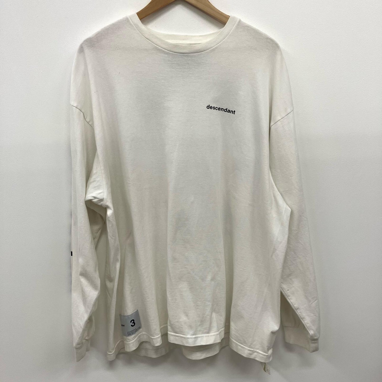 DESCENDANT | ディセンダント MAUNTAIN RANGE L/S 長袖Ｔシャツ ホワイト サイズ：3【イオン広店】
