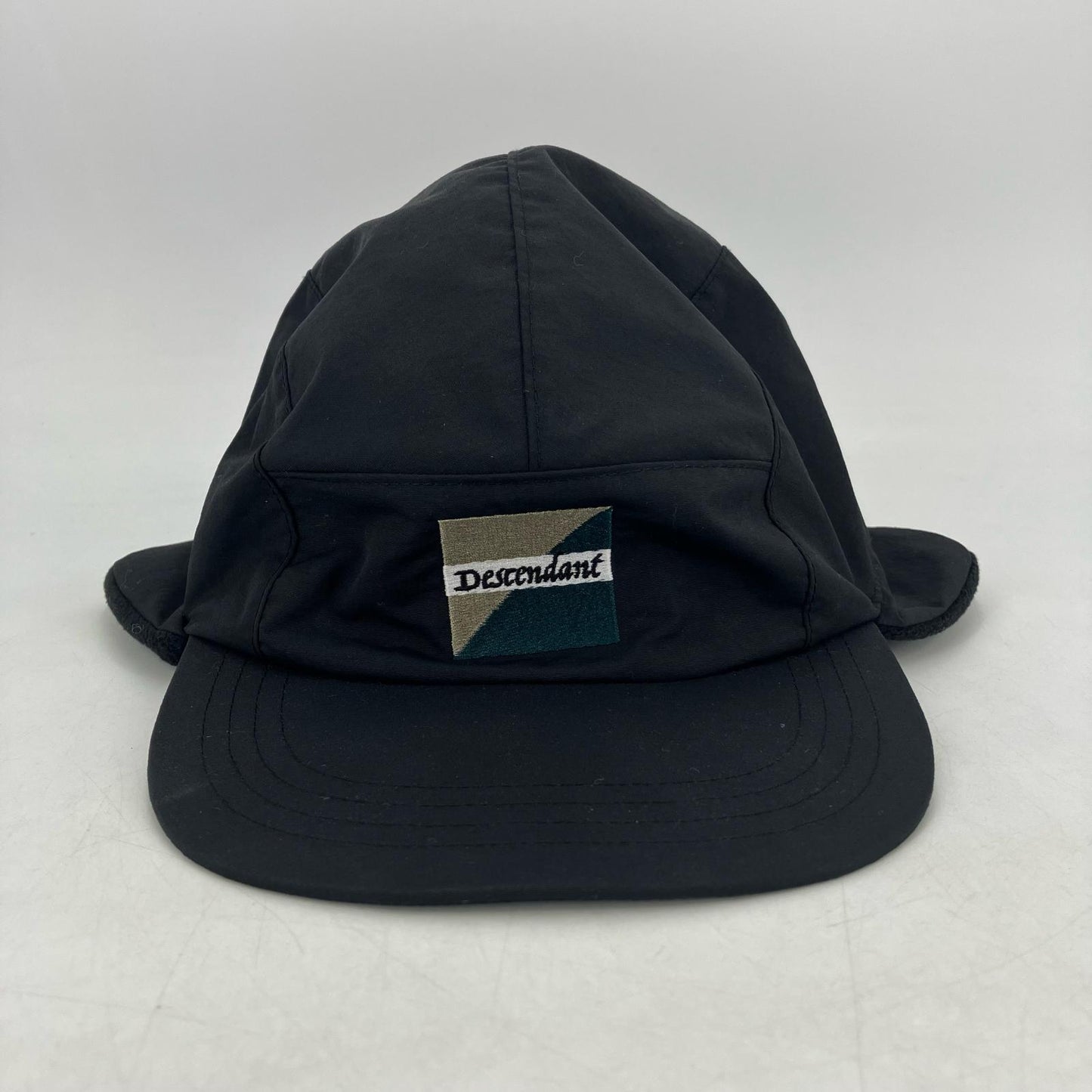 DESCENDANT | ディセンダント VF 5PANEL EAR FLAPS HH x DCDT キャップ HC92454DC ブラック【イオン広店】