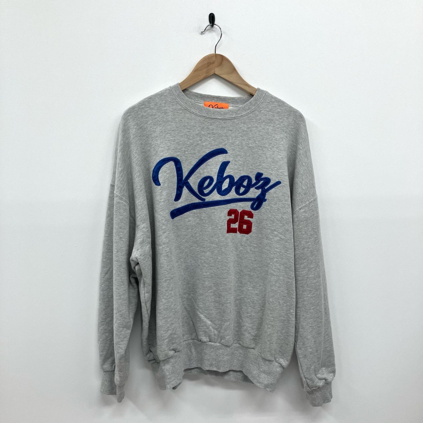 KEBOZ | ケボズ FROCLUBコラボ スウェット グレー サイズ：L【イオン広店】