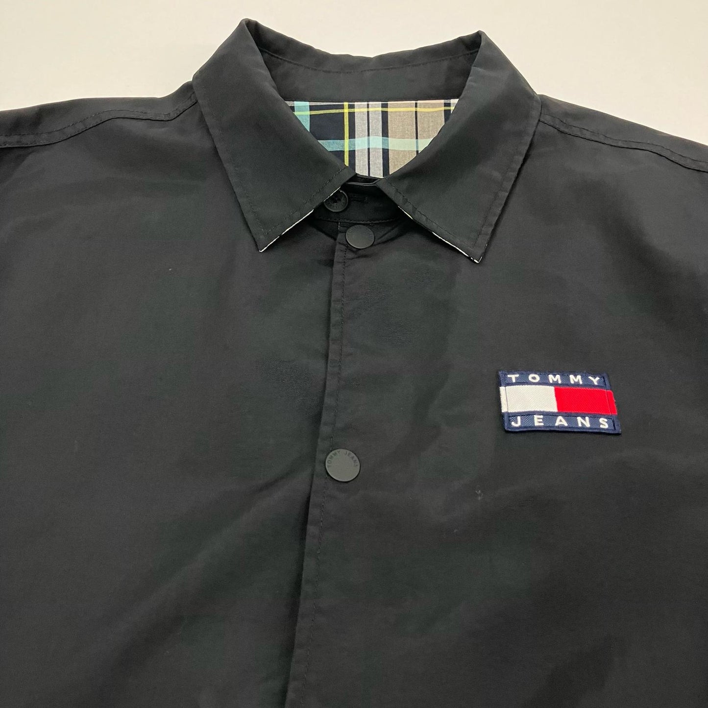 TOMMY JEANS | トミージーンズ その他アウター ブラック サイズ：L【イオン広店】