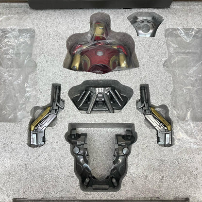 フィギュア ハルクバスター ムービー・マスターピース 1/6 アベンジャーズ エイジ・オブ・ウルトロン ハルクバスター 1/6【フィギュア】【イオン広店】