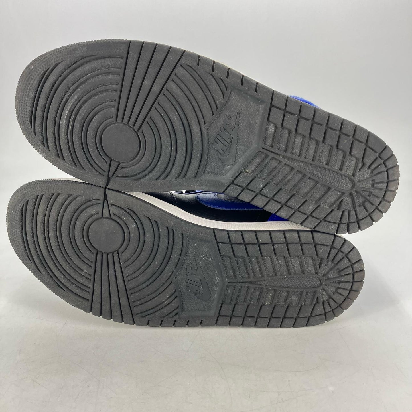 NIKE AIR JORDAN | ナイキ　エアー　ジョーダン Air Jordan 1 Mid Hyper Royal スニーカー 554724-077 ブルー 28cm【イオン広店】