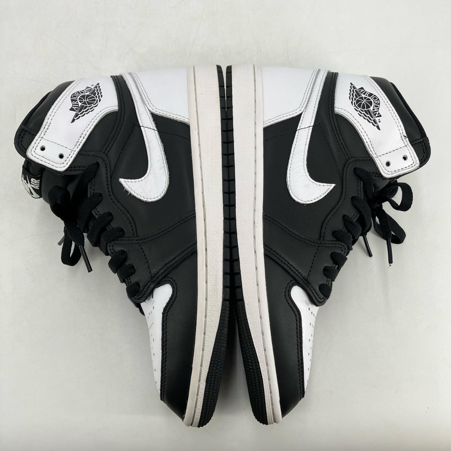 NIKE AIR JORDAN | ナイキ　エアー　ジョーダン Air Jordan 1 Retro High OG スニーカー DZ5485-010 ブラック 27.5cm【イオン広店】