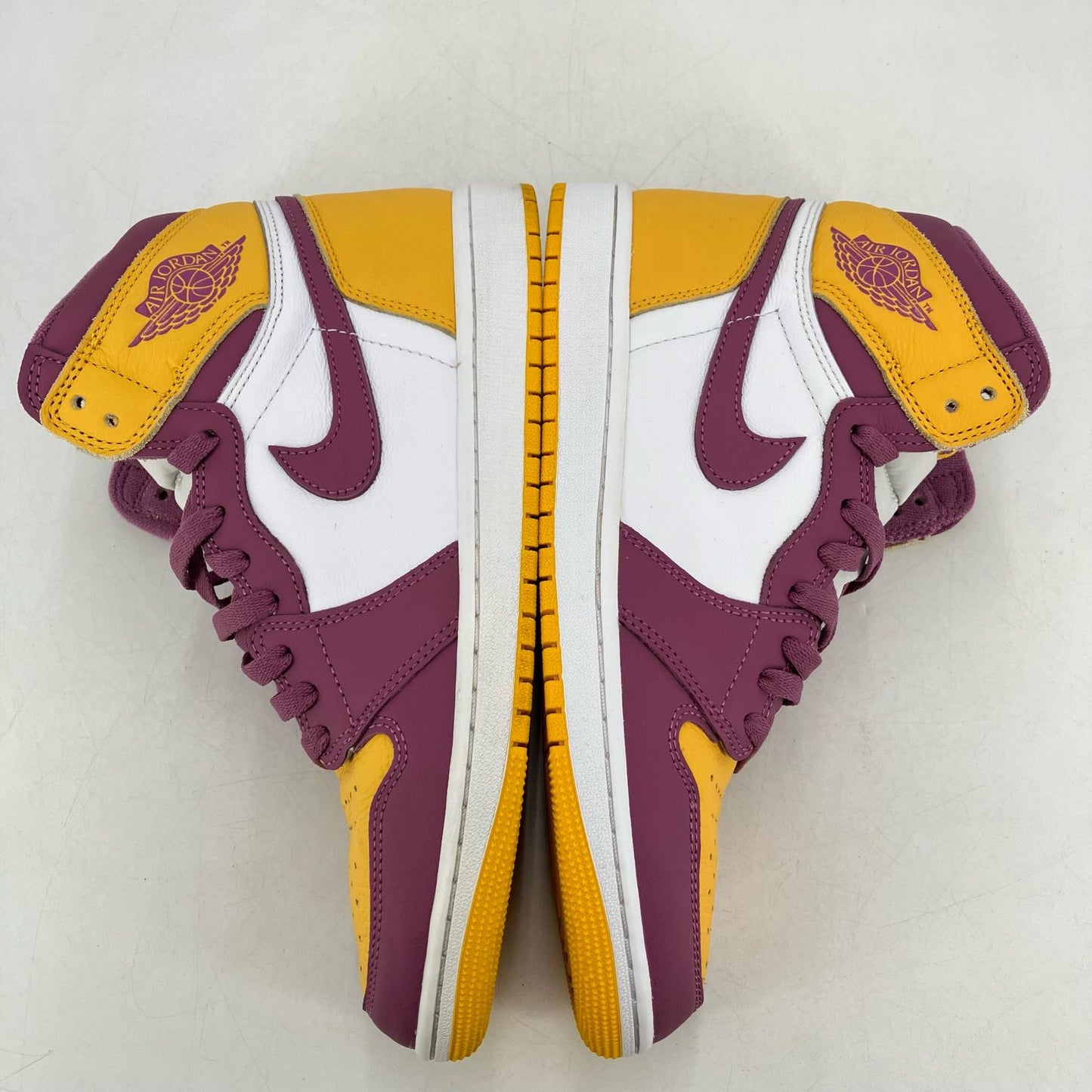 NIKE AIR JORDAN | ナイキ　エアー　ジョーダン Air Jordan 1 High OG スニーカー 555088-706 マルチカラー 27.5cm【イオン広店】