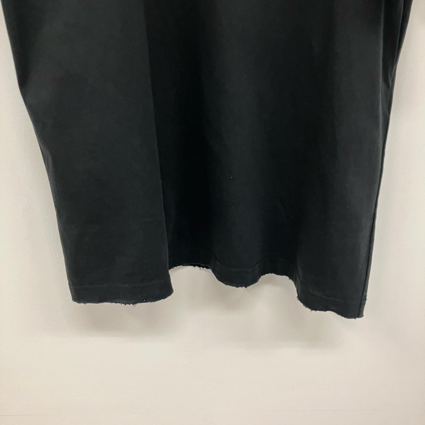 BALENCIAGA | バレンシアガ テープロゴ オーバーサイズ Tシャツ 半袖Ｔシャツ ブラック サイズ：S【イオン広店】