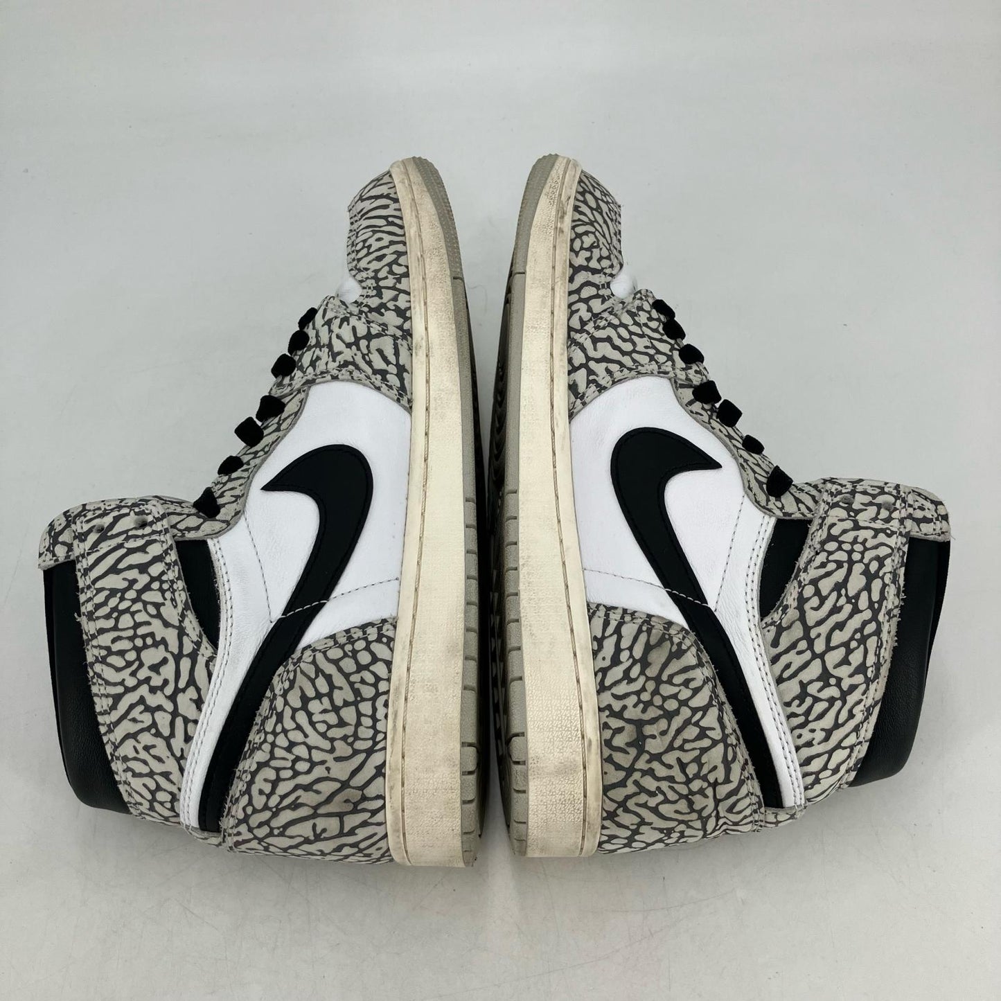 NIKE AIR JORDAN | ナイキ　エアー　ジョーダン Air Jordan 1 High OG スニーカー DZ5485-052 グレー 27cm【イオン広店】