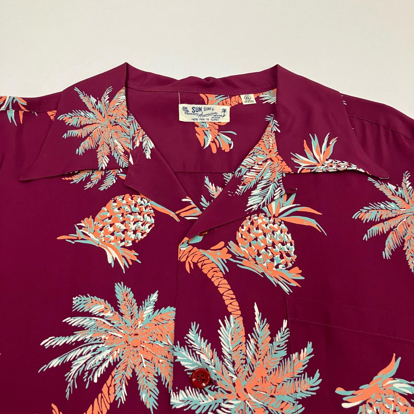 SUN SURF | サンサーフ 'STUDDED WITH PALM TREE AND PINEAPPLE' その他トップス SS38032 サイズ：XL【イオン広店】