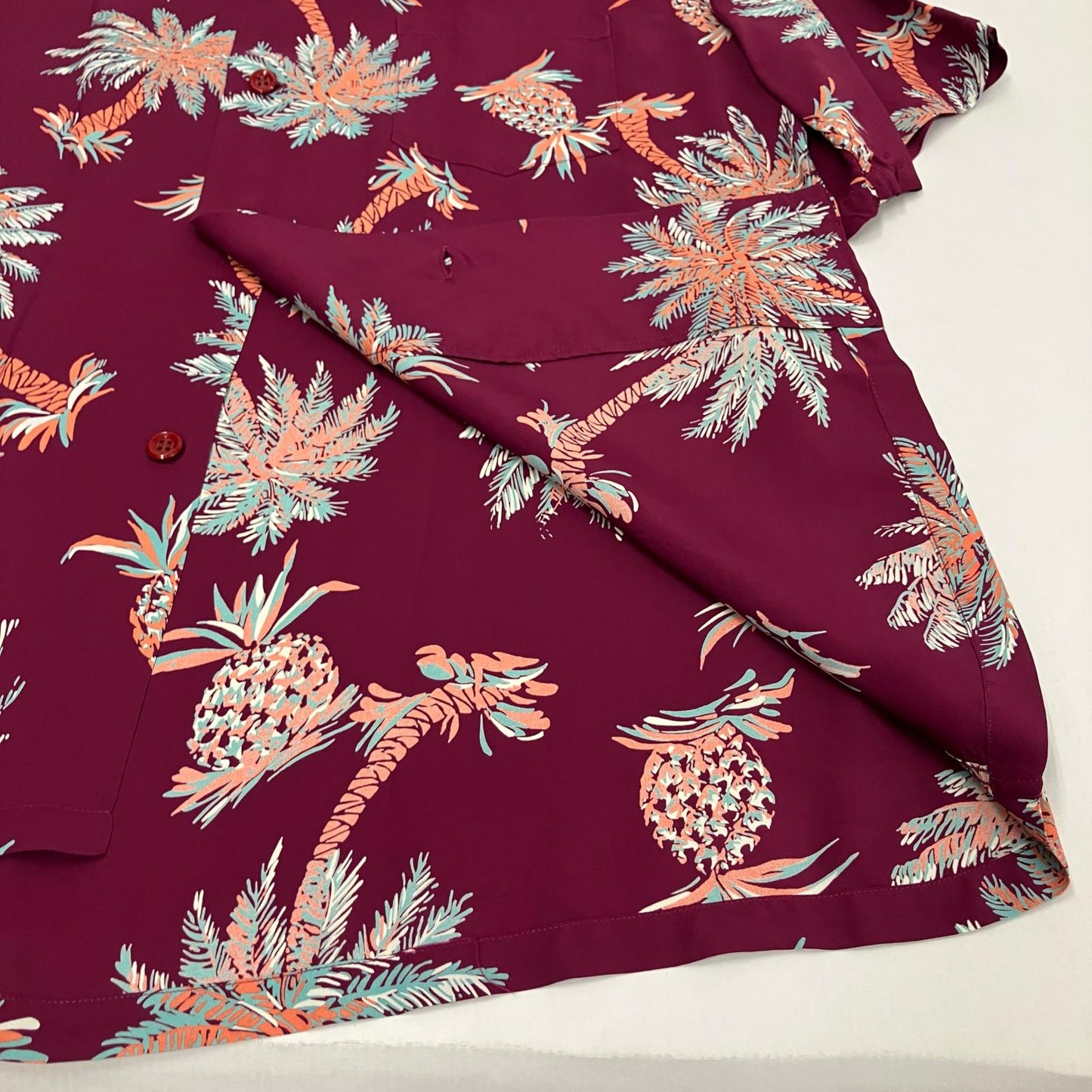 SUN SURF | サンサーフ 'STUDDED WITH PALM TREE AND PINEAPPLE' その他トップス SS38032 サイズ：XL【イオン広店】