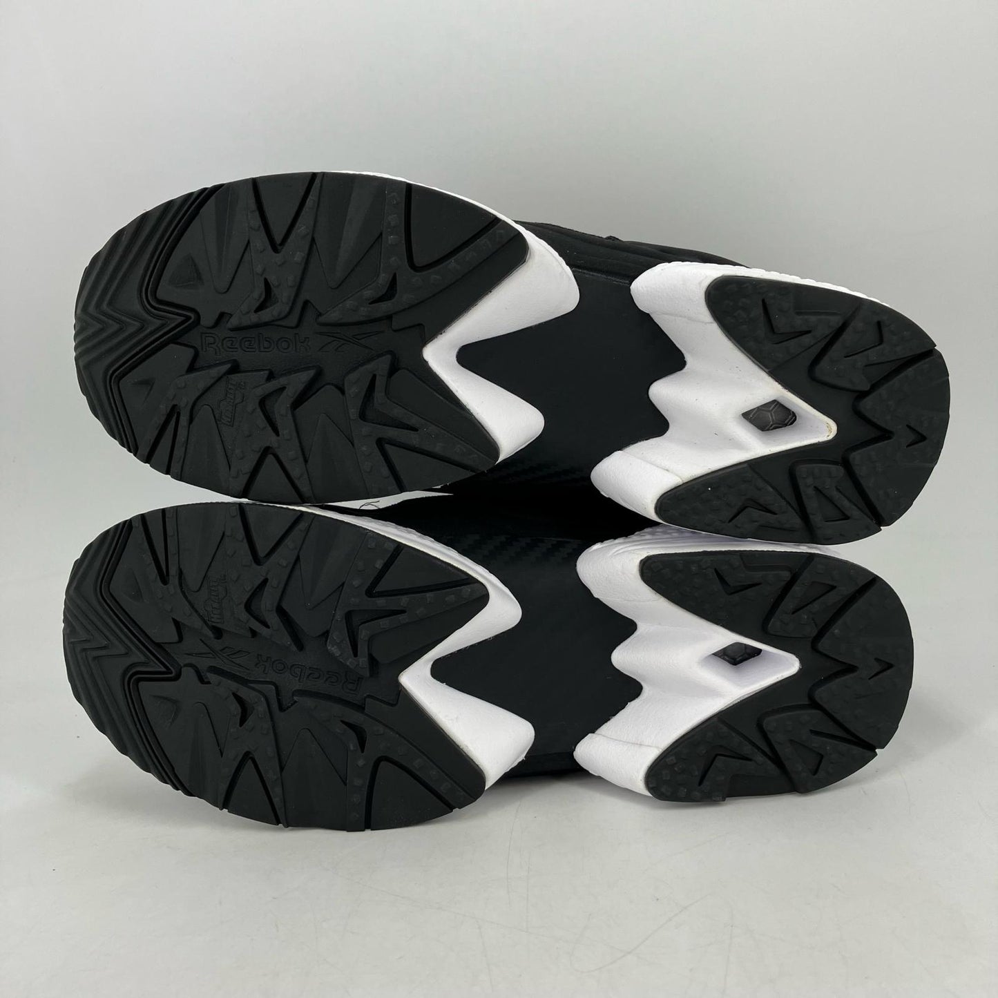 Reebok | リーボック INSTAPUMP FURY 95 スニーカー GX9433 ブラック 27cm【イオン広店】