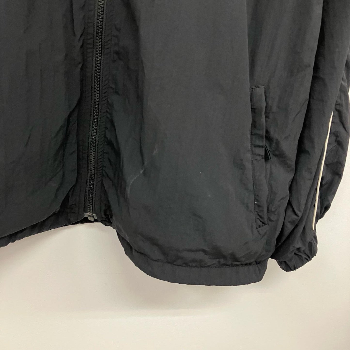 UMBRO | アンブロ um-pl24ss-bz01 ナイロンジャケット 3151394400001 ブラック サイズ：L【イオン広店】