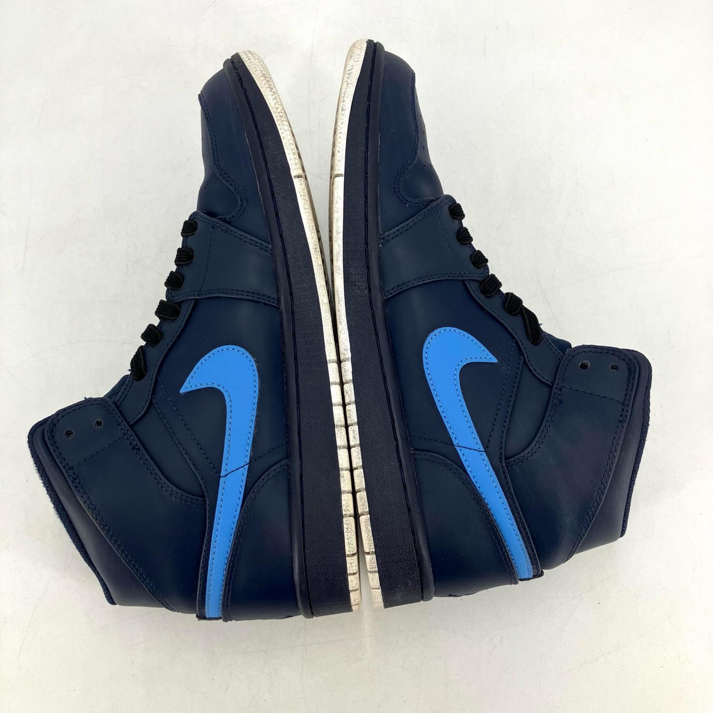 NIKE AIR JORDAN | ナイキ　エアー　ジョーダン Air Jordan 1 Retro Mid スニーカー 554724-405 ダークネイビー 27.5cm【イオン広店】