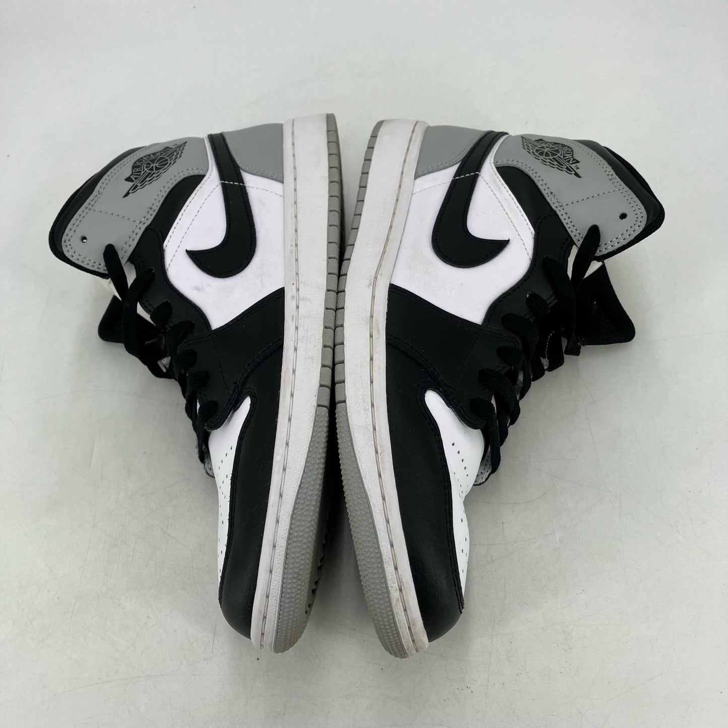 NIKE AIR JORDAN | ナイキ　エアー　ジョーダン Air Jordan 1 Mid 'Barons' スニーカー DQ8426-101 グレー 28cm【イオン広店】