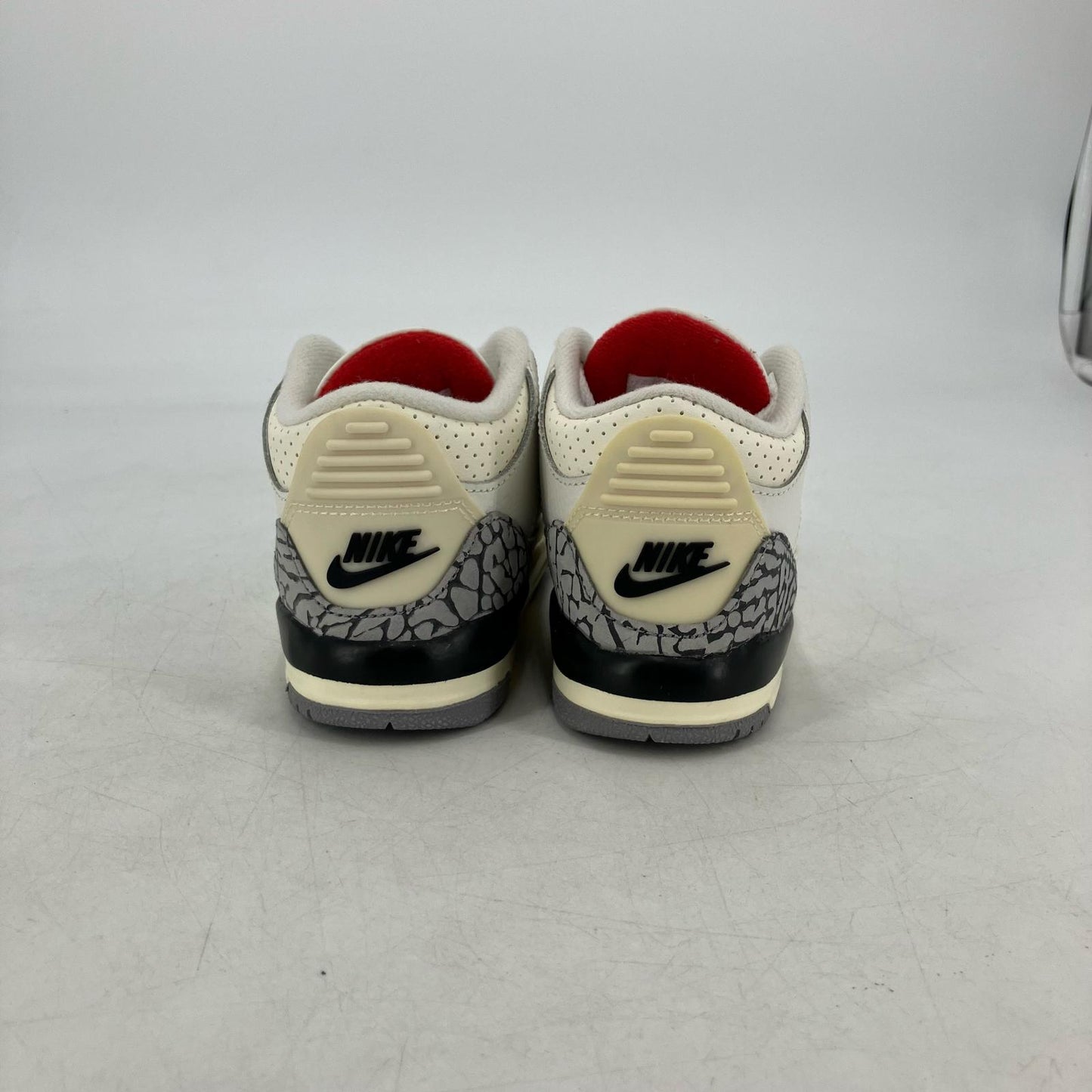 NIKE AIR JORDAN | ナイキ　エアー　ジョーダン スニーカー DM0968-100 ホワイト【イオン広店】