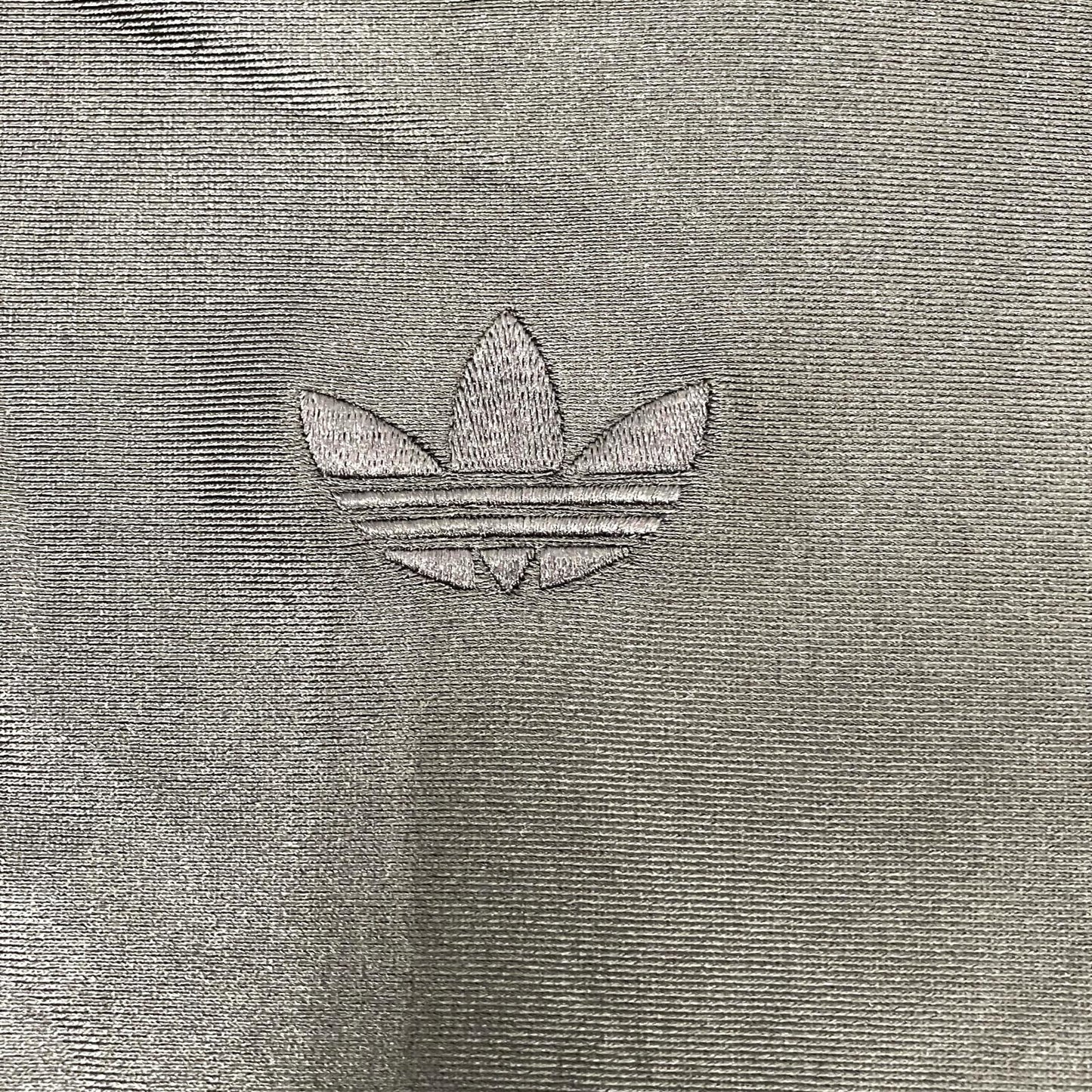 adidas | アディダス Adicolor 2000s 半袖Ｔシャツ JM6745 ブラック サイズ：L【イオン広店】
