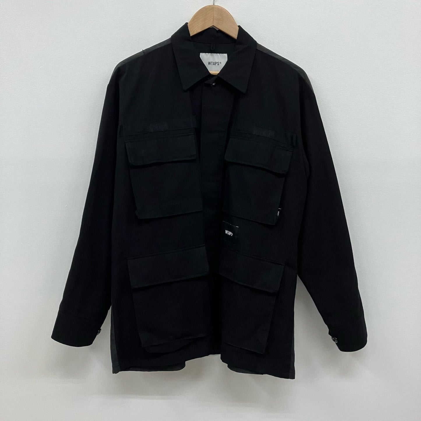 W)TAPS | ダブルタップス VEINY / LS / COTTON. TWILL ミリタリージャケット 251WVDT-SHM03 ブラック サイズ：2【イオン広店】