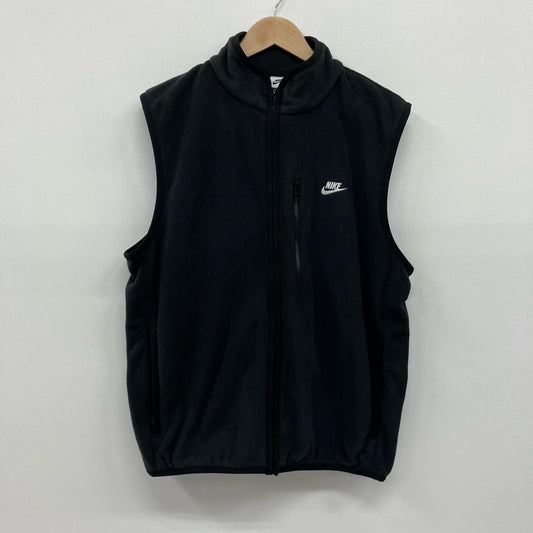NIKE | ナイキ NK CLUB WNTRZD VEST ベスト HV1447-010 ブラック サイズ：L【イオン広店】