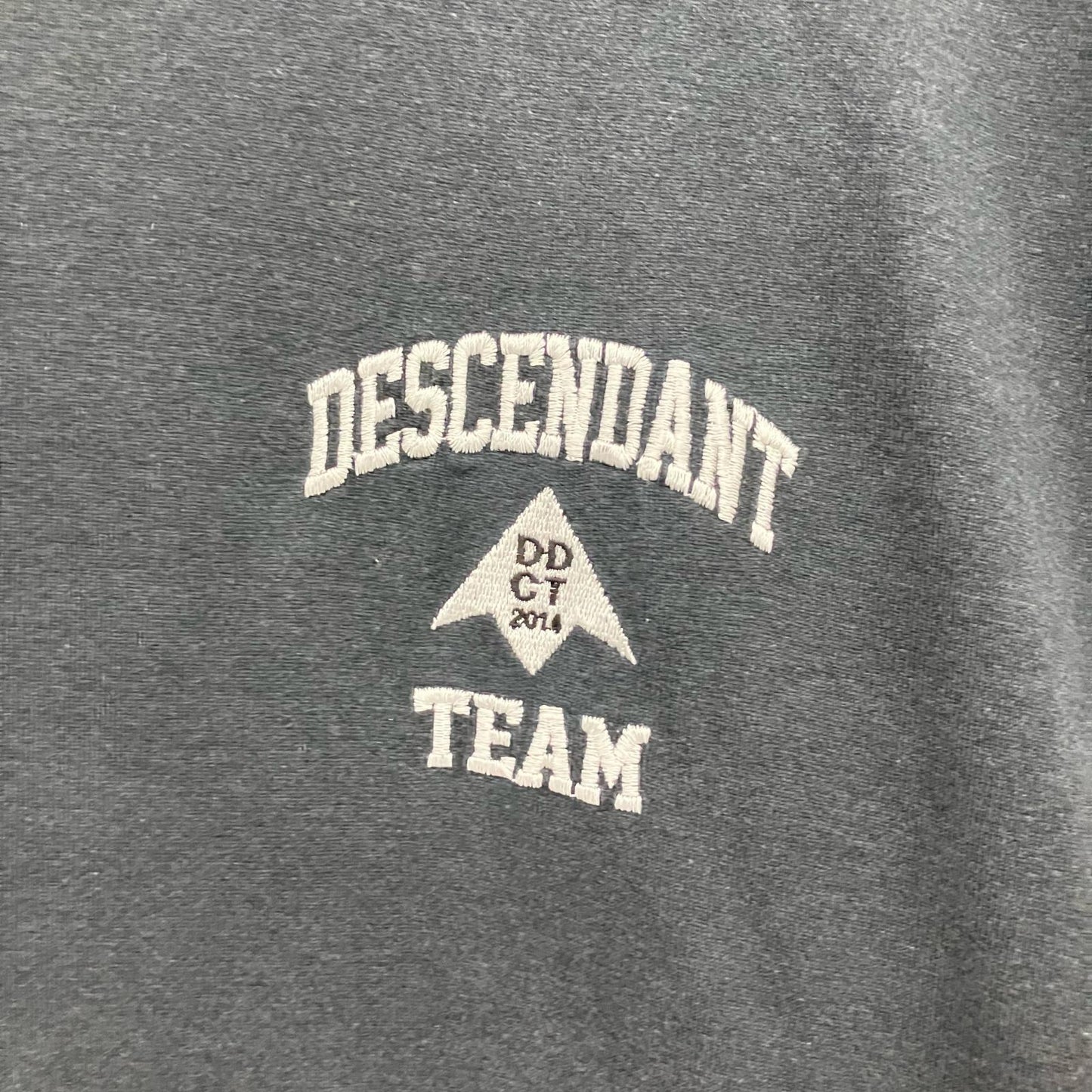 DESCENDANT | ディセンダント DESCENDANT TEAM 半袖Ｔシャツ ネイビー サイズ：4【イオン広店】