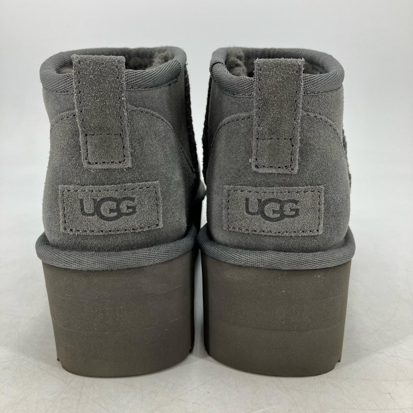 UGG | アグ W CLASSIC ULTRA MINI PLATFORM ブーツ 1135092 グレー 23cm【イオン広店】