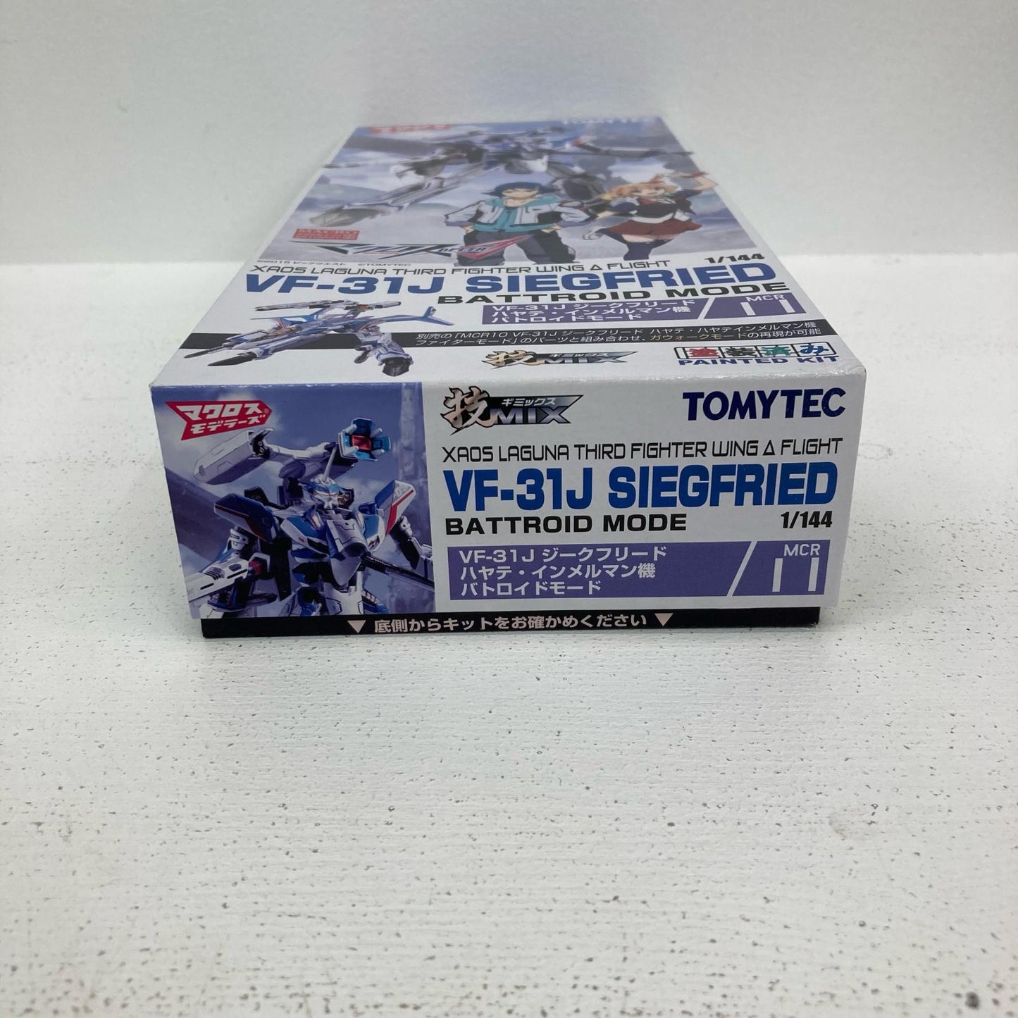 プラモデル 1/144 VF-31J ジークフリード ハヤテ・インメルマン機 バトロイドモード マクロスΔ ジークフリード ハヤテ・インメルマン機【イオン広店】