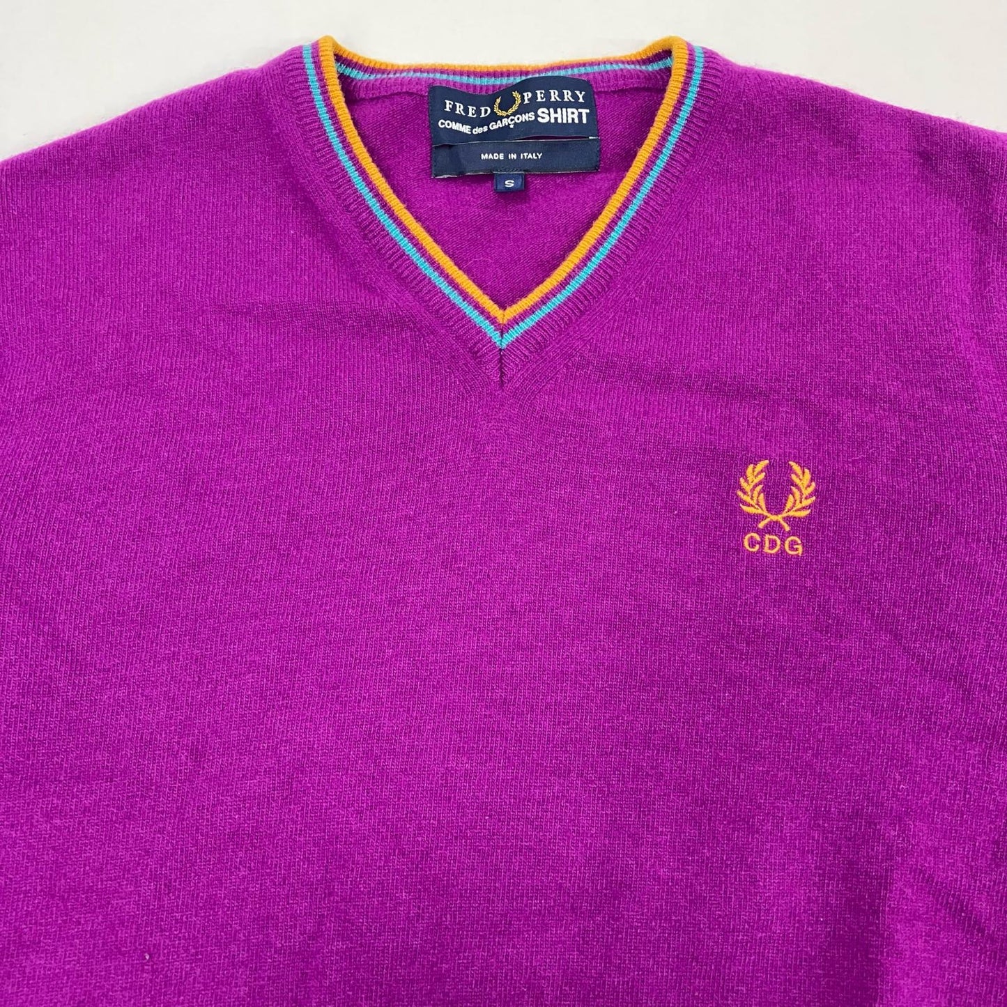 COMME des GARCONS SHIRT | コムデギャルソンシャツ FRED PERRY 別注 ニット W15303 パープル サイズ：S【イオン広店】