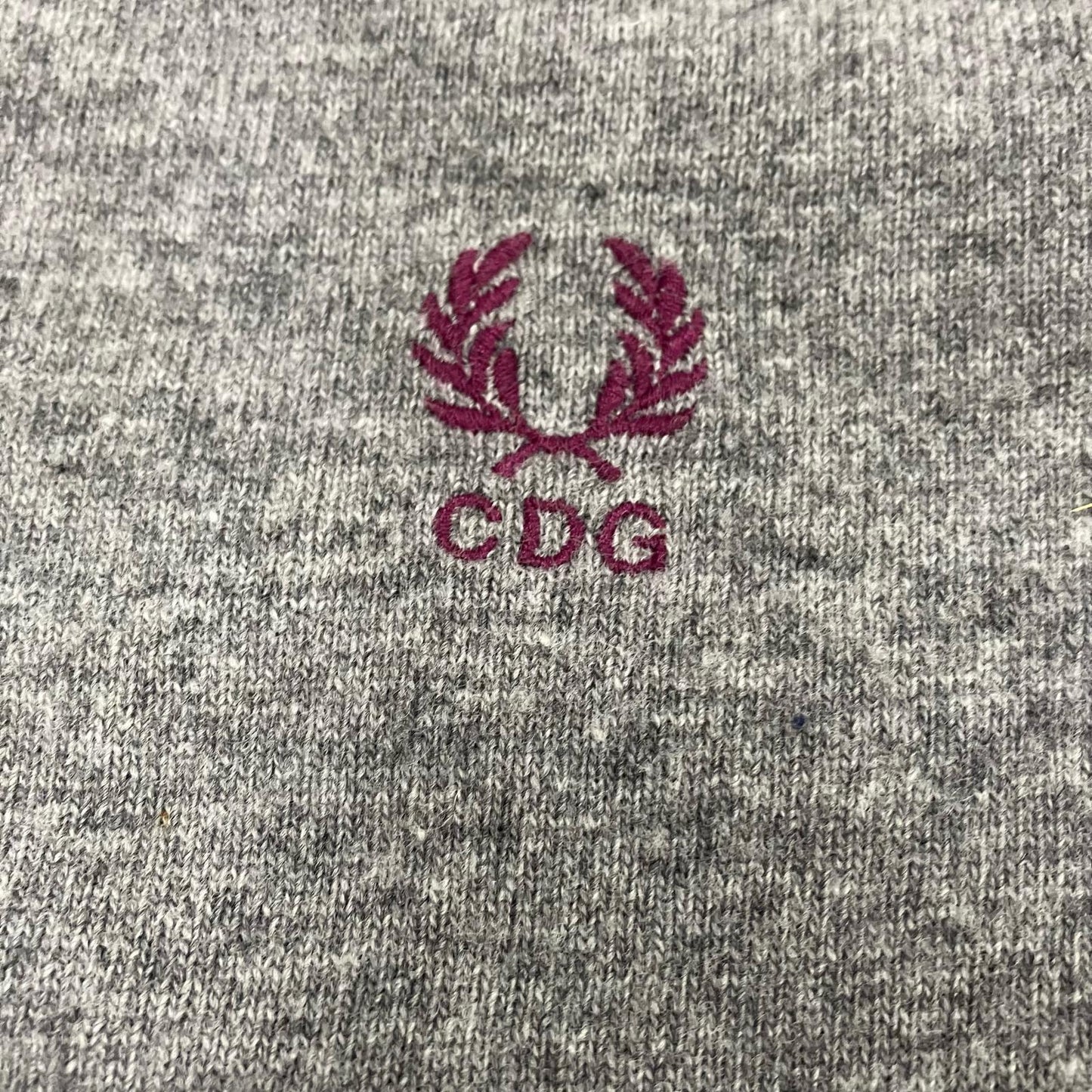 COMME des GARCONS SHIRT | コムデギャルソンシャツ FRED PERRY 別注 ニット W15303 グレー サイズ：S【イオン広店】