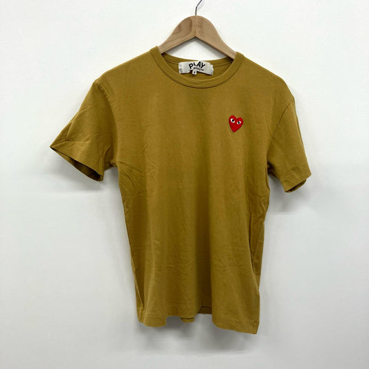 PLAY COMME des GARCONS | プレイコムデギャルソン 半袖Ｔシャツ イエロー サイズ：M【イオン広店】