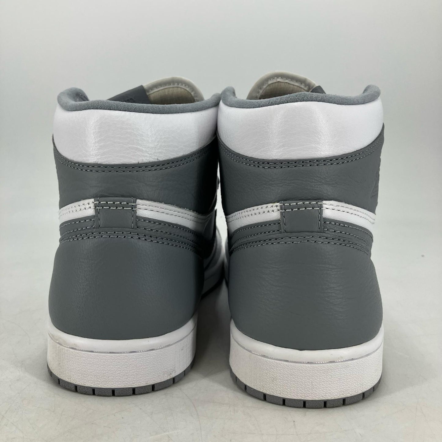 NIKE AIR JORDAN | ナイキ　エアー　ジョーダン Air Jordan 1 High OG スニーカー 555088-037 グレー 28cm【イオン広店】