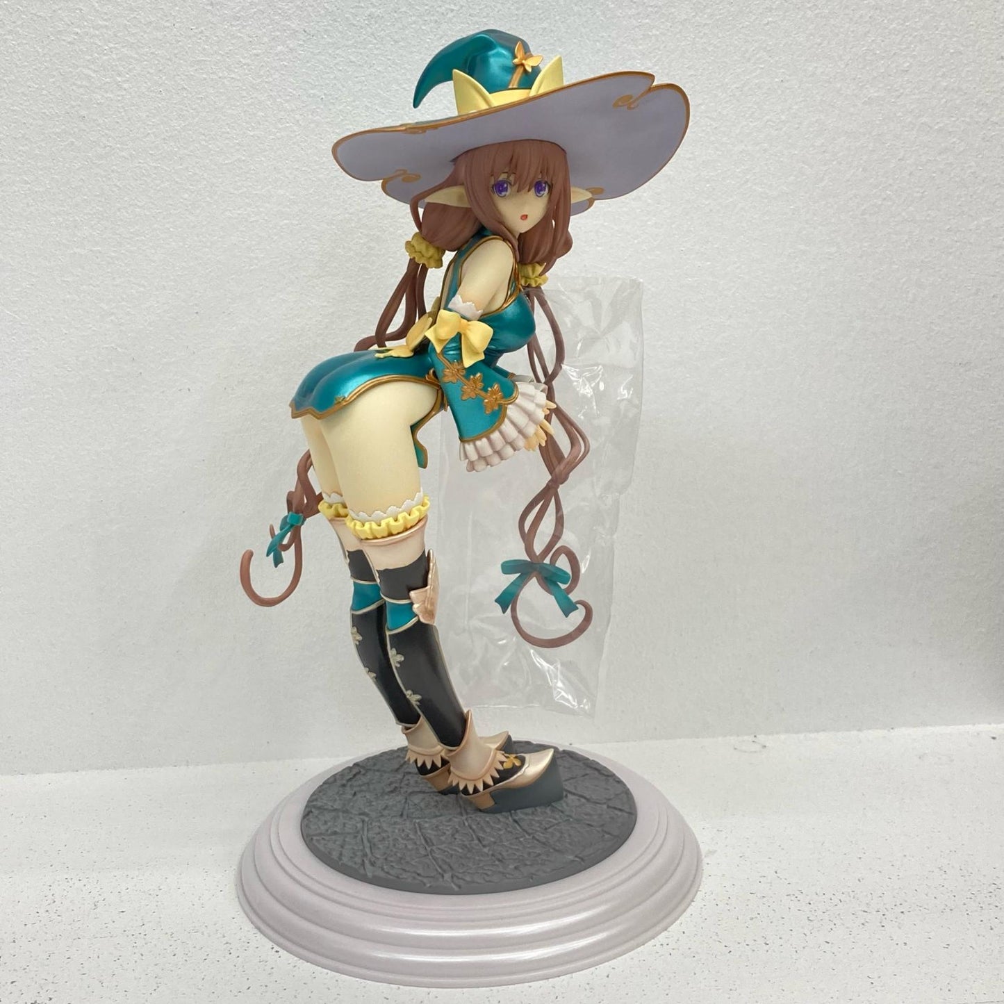 フィギュア リンナ・メイフィールド シャイニング・レゾナンス 1/8 コトブキヤ リンナ・メイフィールド 【フィギュア】【イオン広店】