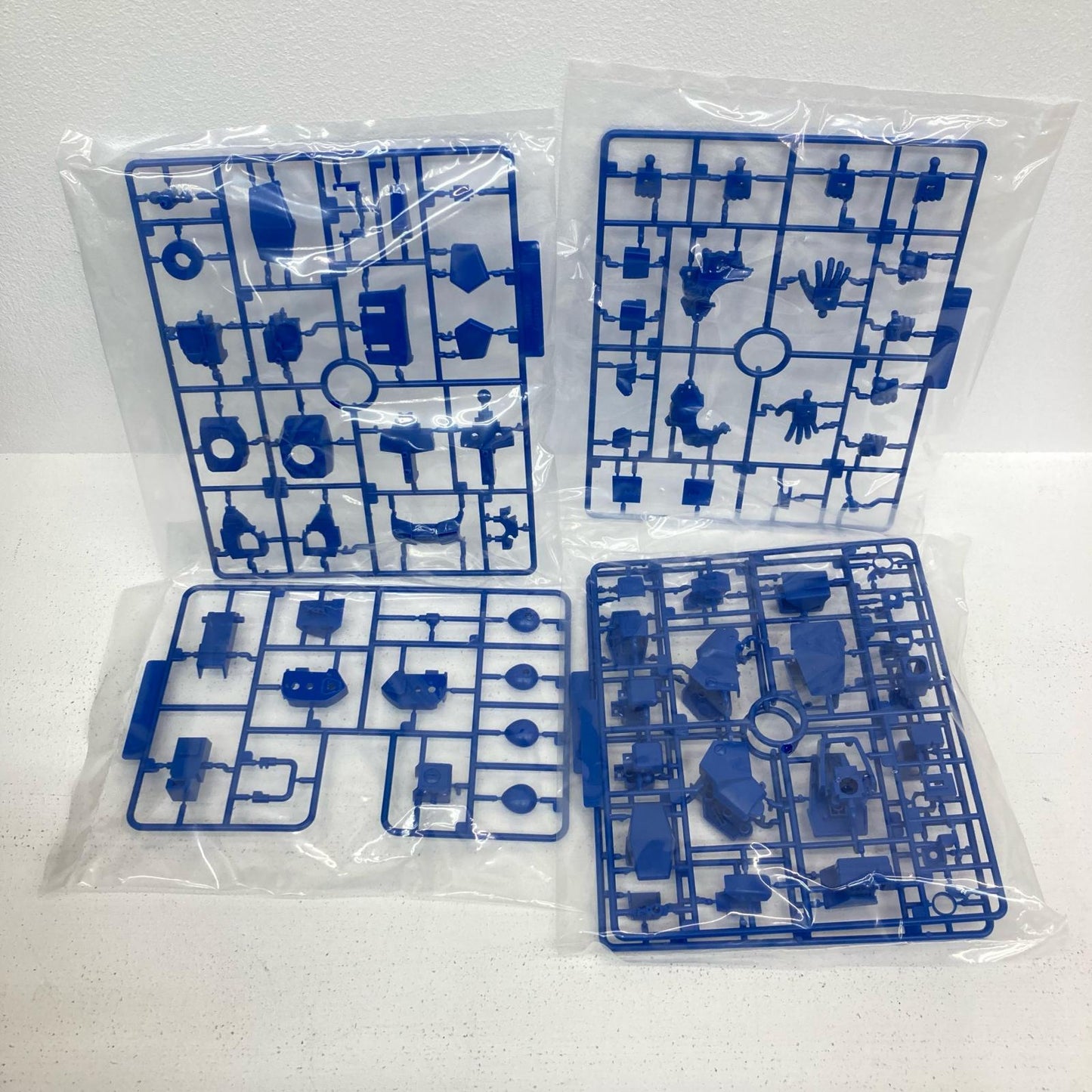 プラモデル 1/72 ソルティック H8RF コーチマSpl 太陽の牙ダグラム COMBAT ARMORS MAX 04 ソルティック H8RF コーチマSpl【イオン広店】