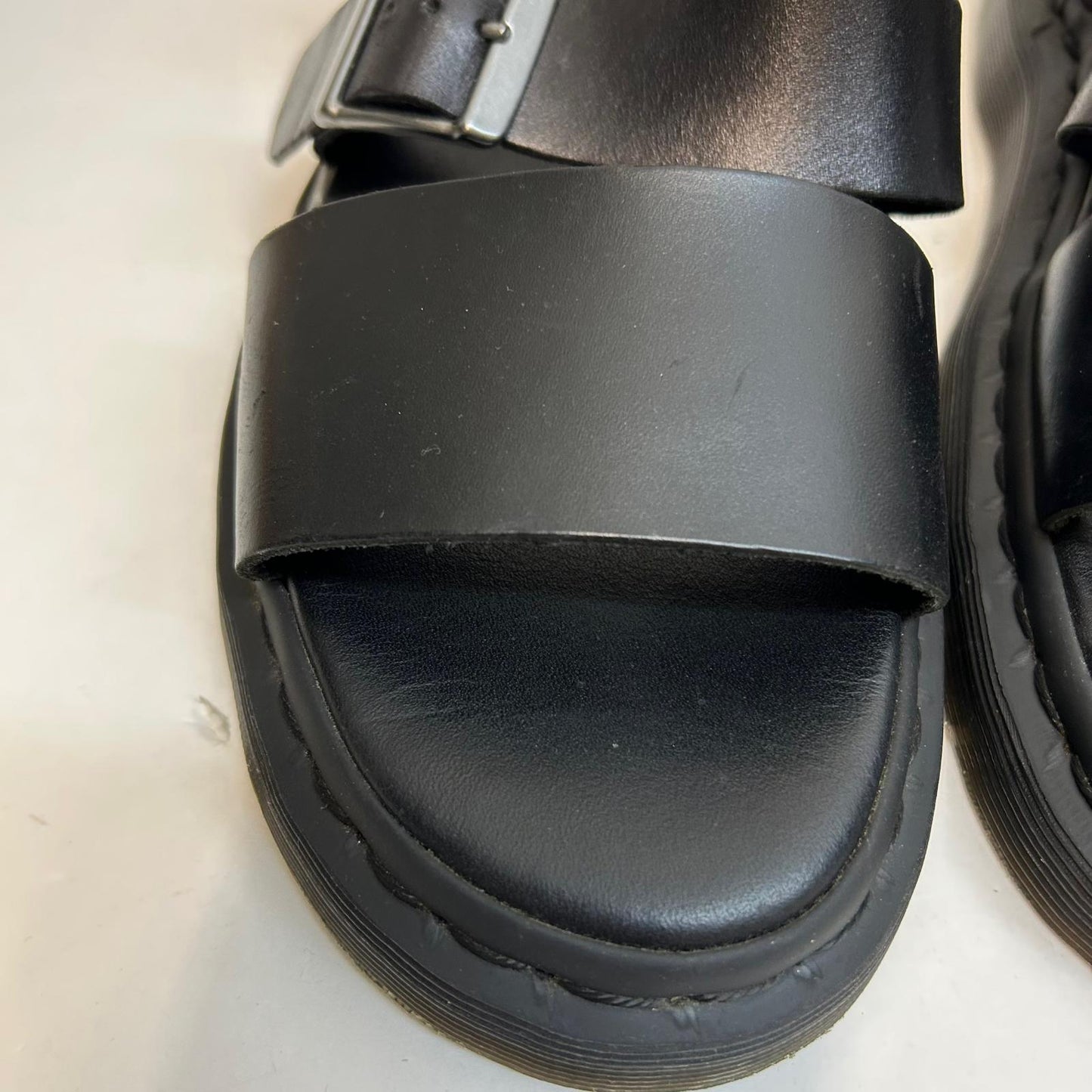 Dr.Martens | ドクターマーチン GRYPHON サンダル WV004 ブラック【イオン広店】