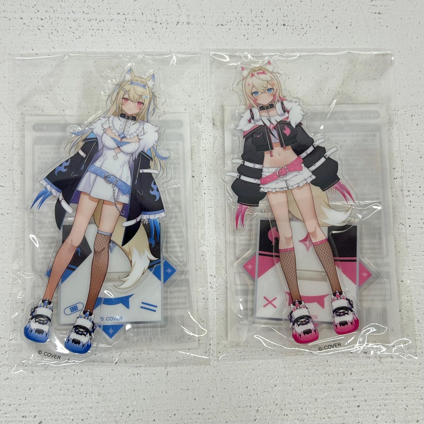 その他ホビー 2種 フワワ モココ アクリルスタンド ホロライブ English Advent デビュー記念 フワワ・アビスガード モココ・アビスガード【イオン広店】