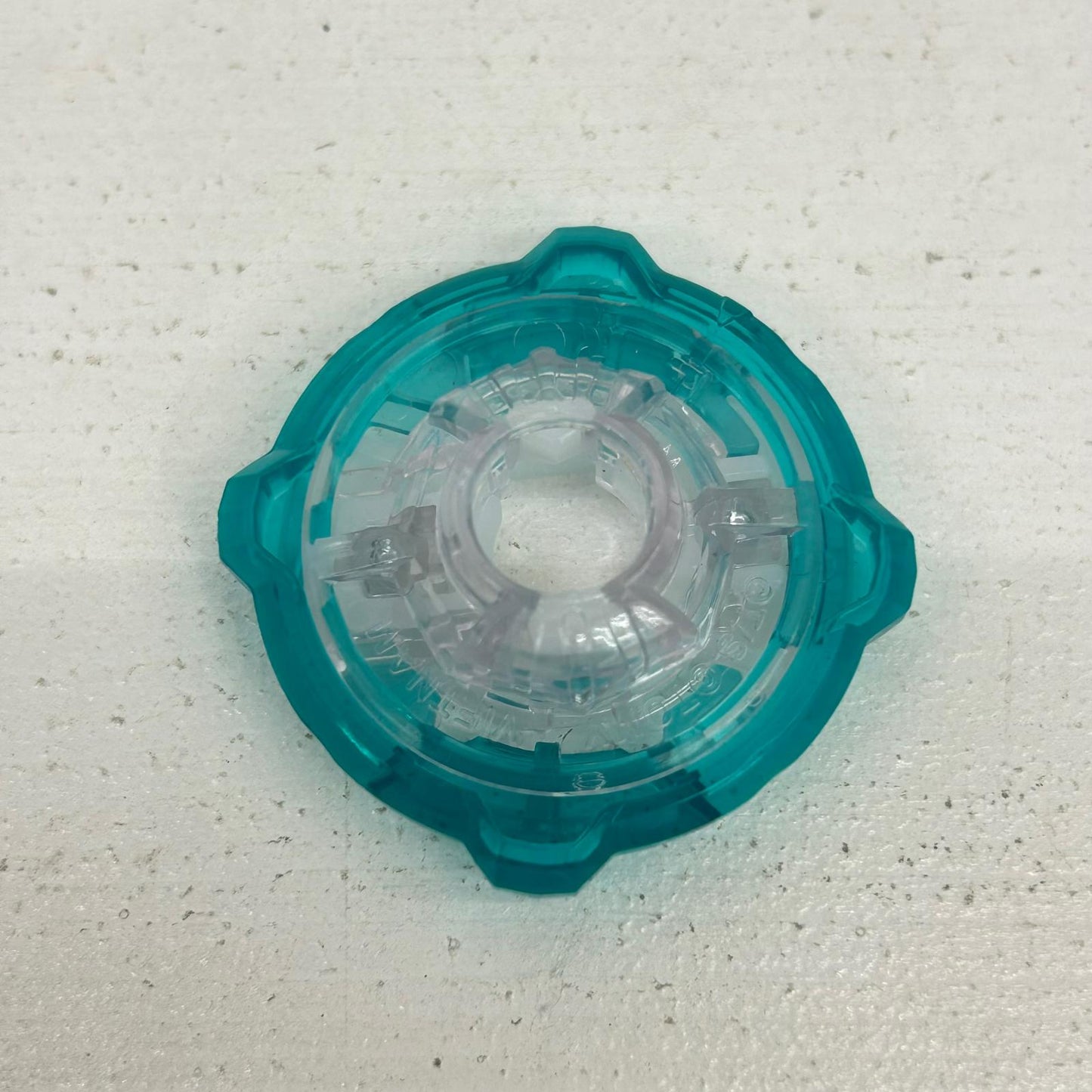 おもちゃ・玩具 シャークエッジ4-70E ベイブレードX BEYBLADE X　1 シャークエッジ4-70E 【イオン広店】