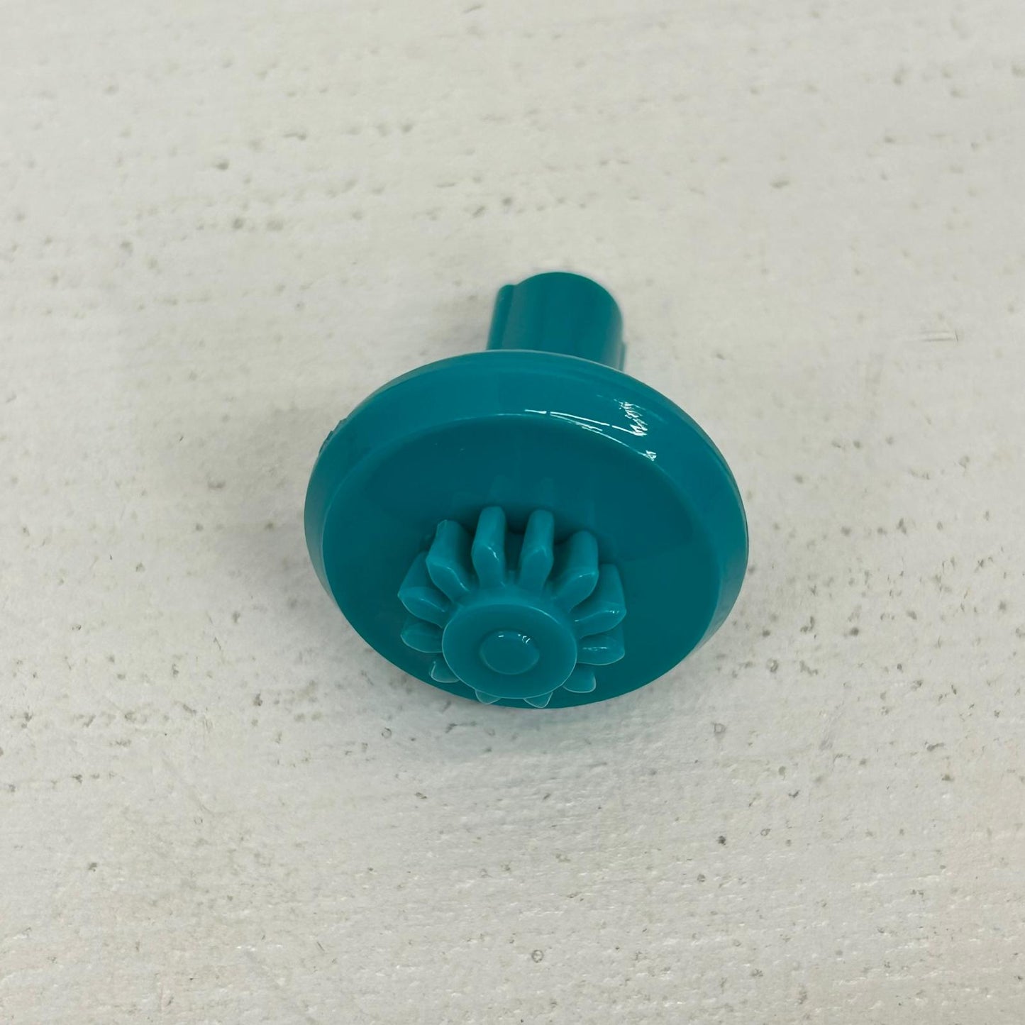 おもちゃ・玩具 シャークエッジ4-70E ベイブレードX BEYBLADE X　1 シャークエッジ4-70E 【イオン広店】
