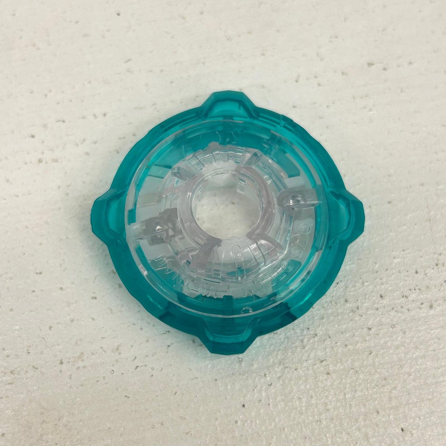 おもちゃ・玩具 シャークエッジ4-70E ベイブレードX BEYBLADE X　2 シャークエッジ4-70E 【イオン広店】