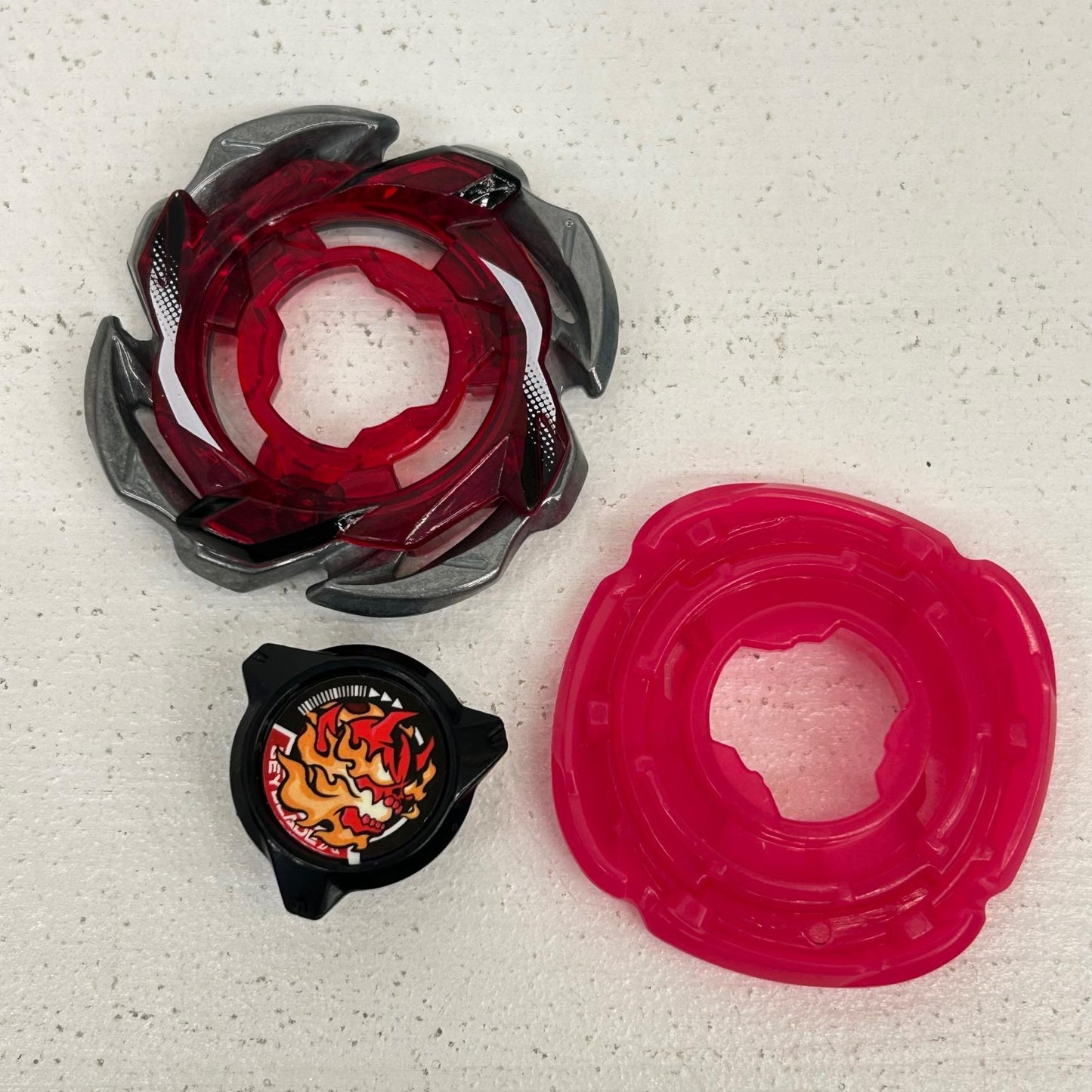 おもちゃ・玩具 ヘルズリーパーT4-70K ベイブレードX BEYBLADE X　1 ヘルズリーパーT4-70K【イオン広店】