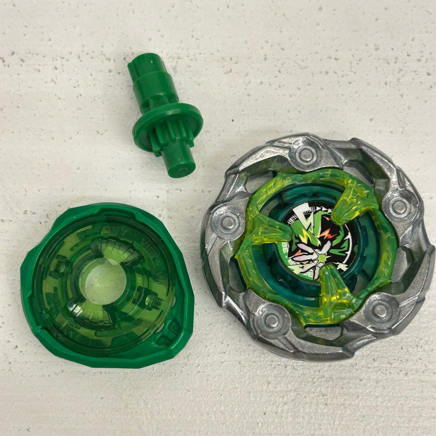 おもちゃ・玩具 ウィザードロッド1-60R ベイブレードX BEYBLADE X ウィザードロッド1-60R【イオン広店】
